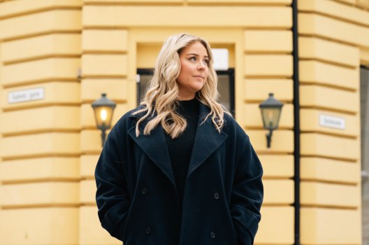 Portrett av Alice Petersen